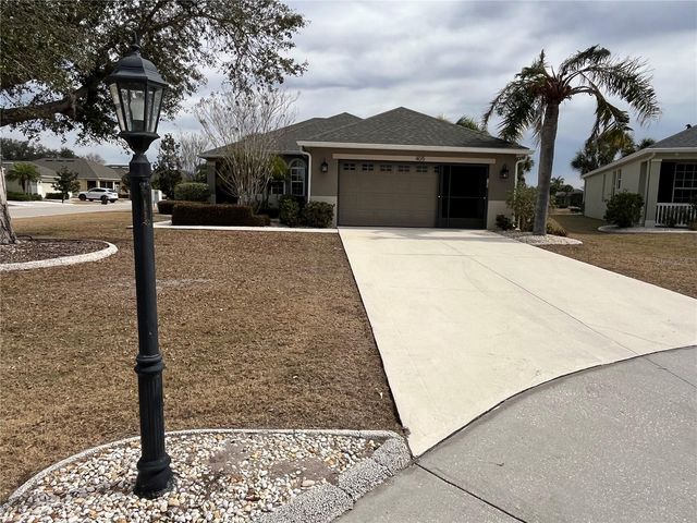 405 GRAND CHATEAUX WAY, Sun City Center, FL 33573