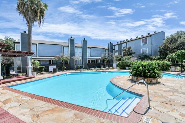 5959 Bonhomme Road 144R, Houston, TX 77036