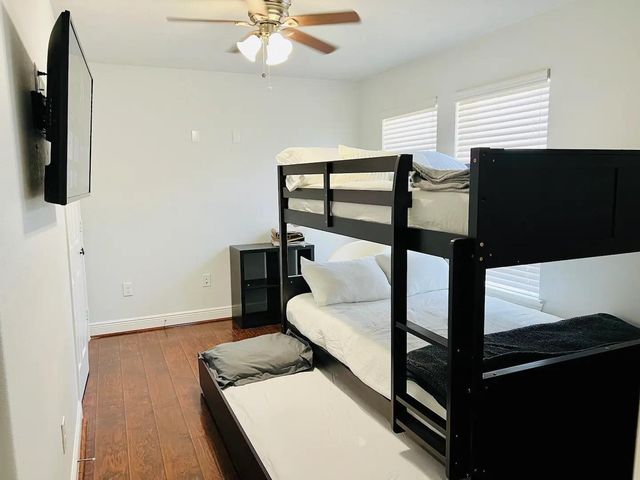3616 Elysian Street, Houston, TX 77009