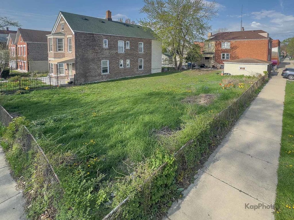 property-img