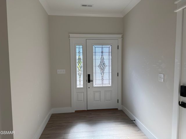 910 Fine Glen Drive, Sevierville, TN 37862