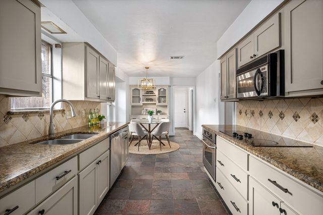 1333 Mackie Drive, Richardson, TX 75081