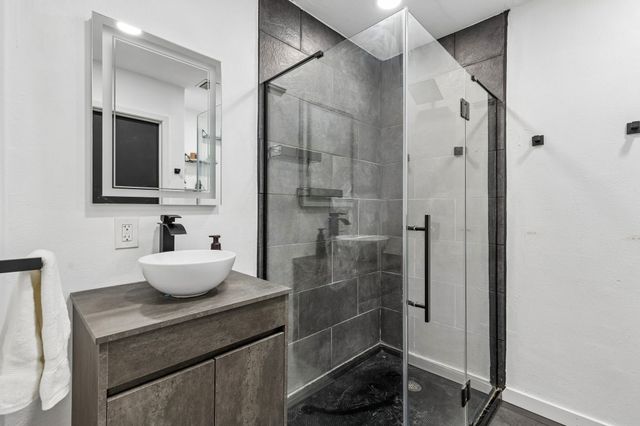 7012 Woodacre Road, Fort Worth, TX 76133