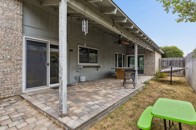 7012 Woodacre Road, Fort Worth, TX 76133