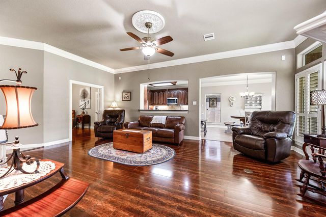 2237 Jernigan Ford, Dickinson, TX 77539