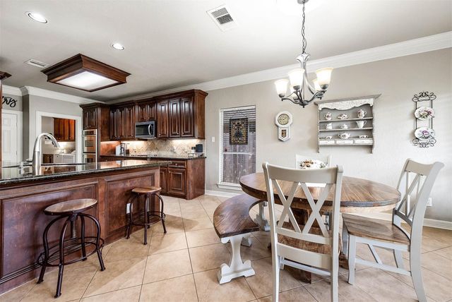 2237 Jernigan Ford, Dickinson, TX 77539