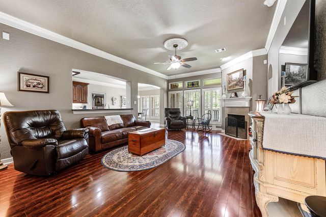 2237 Jernigan Ford, Dickinson, TX 77539