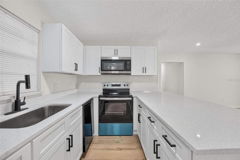 Image 4 of property listing at 10810 GENEVIEVE STREET, Orlando, FL 32825