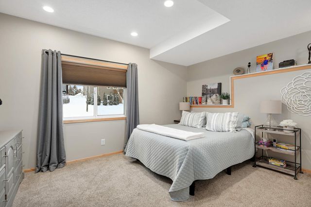 11747 Independence Way, Woodbury, MN 55129