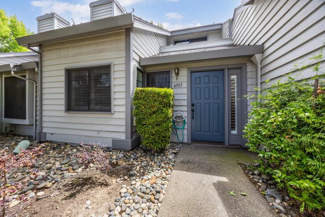 4903 Country View Ln, Fair Oaks, CA 95628