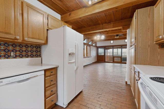 694 Lakeview Circle SE, Rio Rancho, NM 87124