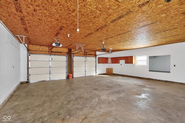 105 E North Street, Rossville, IN 46065