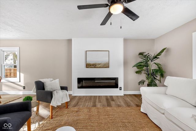 105 E North Street, Rossville, IN 46065