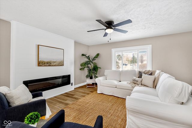 105 E North Street, Rossville, IN 46065