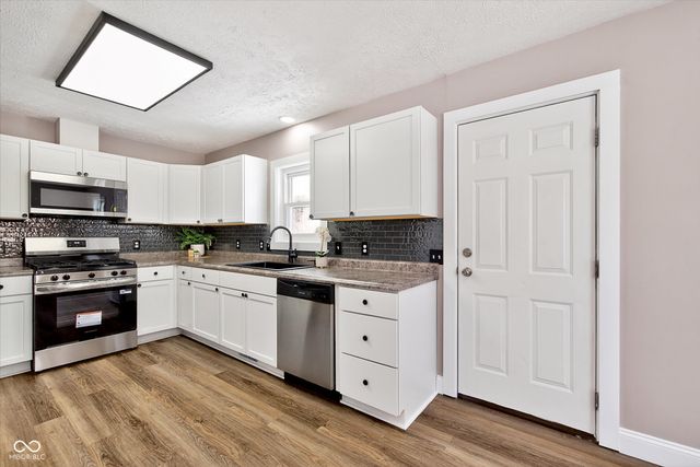 105 E North Street, Rossville, IN 46065