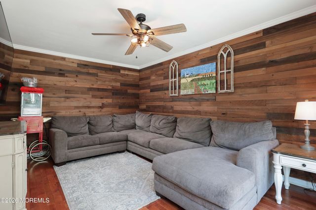 70 Starlight Road, Howell, NJ 07731