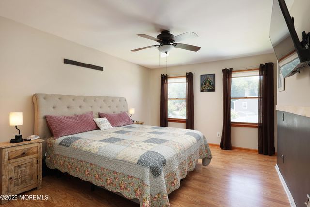 70 Starlight Road, Howell, NJ 07731