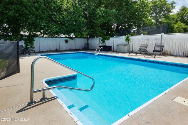 70 Starlight Road, Howell, NJ 07731