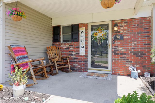 70 Starlight Road, Howell, NJ 07731