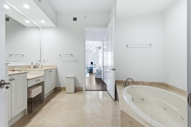 201 S Narcissus Avenue 1102, West Palm Beach, FL 33401