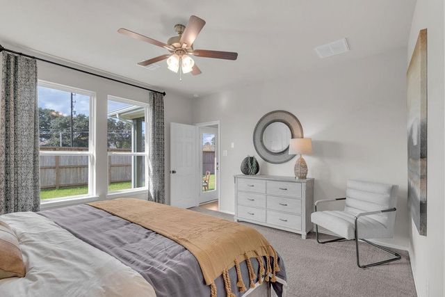 4016 Colony River Rock Boulevard, Pinehurst, TX 77362