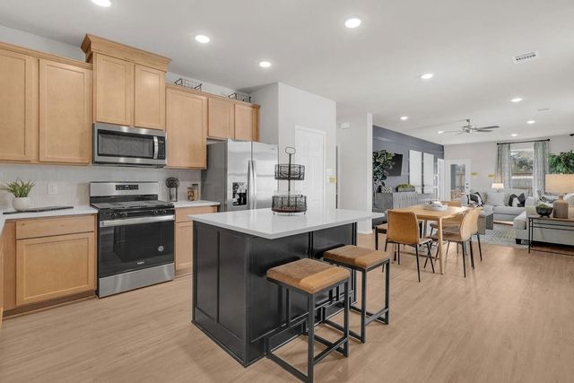 4016 Colony River Rock Boulevard, Pinehurst, TX 77362