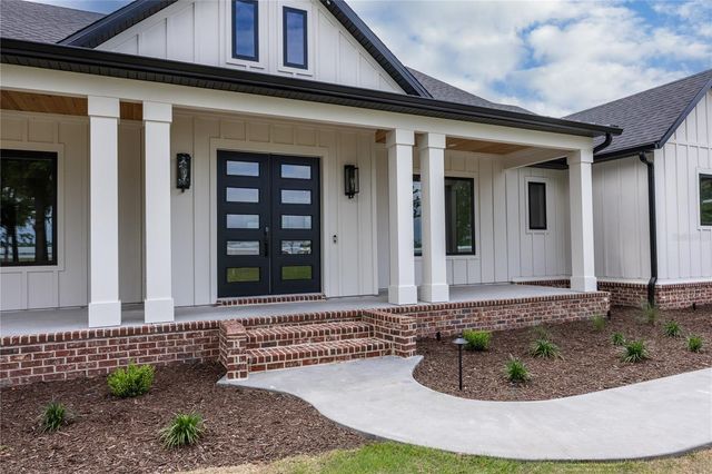 1224 NW 143RD STREET, Newberry, FL 32669