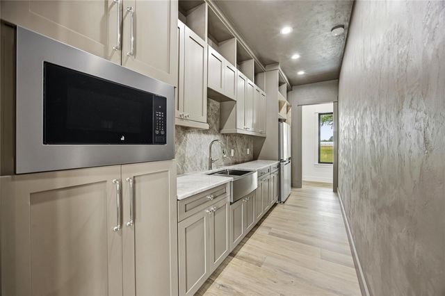 1224 NW 143RD STREET, Newberry, FL 32669