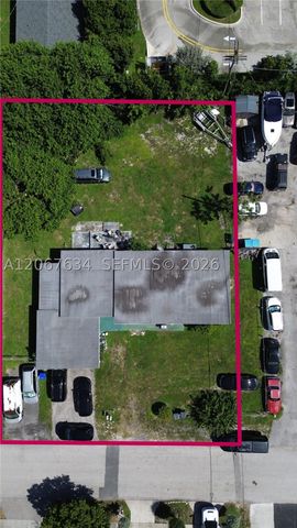 6013 Pierce St, Hollywood, FL 33024