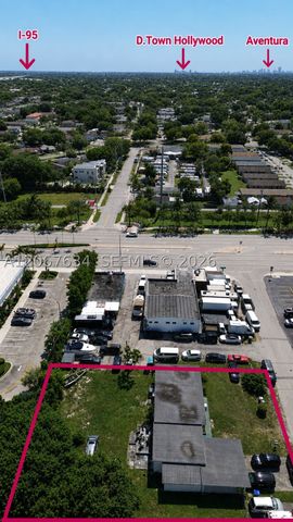 6013 Pierce St, Hollywood, FL 33024