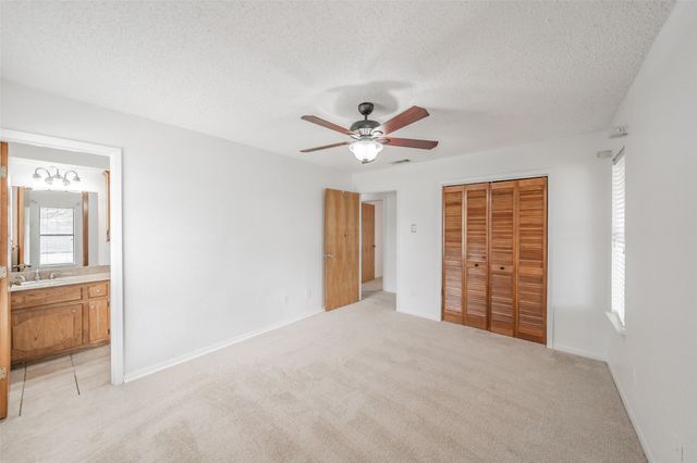 510 S Dallas Street, Kemp, TX 75143