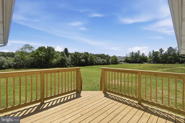 11223 VALLEY RD, Berkeley Springs, WV 25411