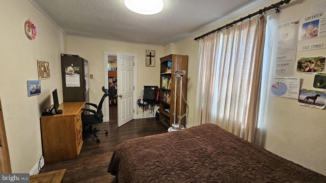 105 SCHEIVERT AVE, Aston, PA 19014