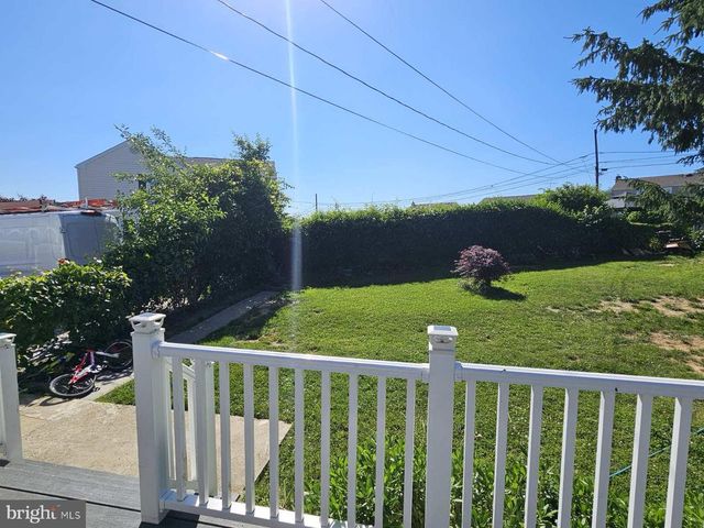 105 SCHEIVERT AVE, Aston, PA 19014