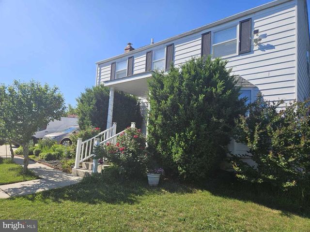 105 SCHEIVERT AVE, Aston, PA 19014