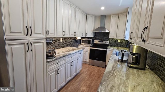 105 SCHEIVERT AVE, Aston, PA 19014
