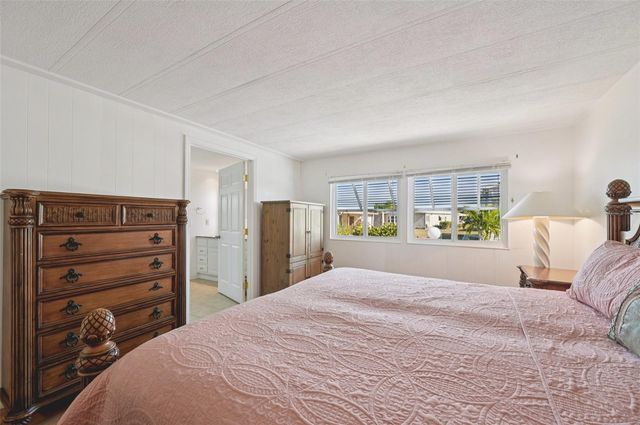 156 MARTINIQUE ROAD, North Port, FL 34287