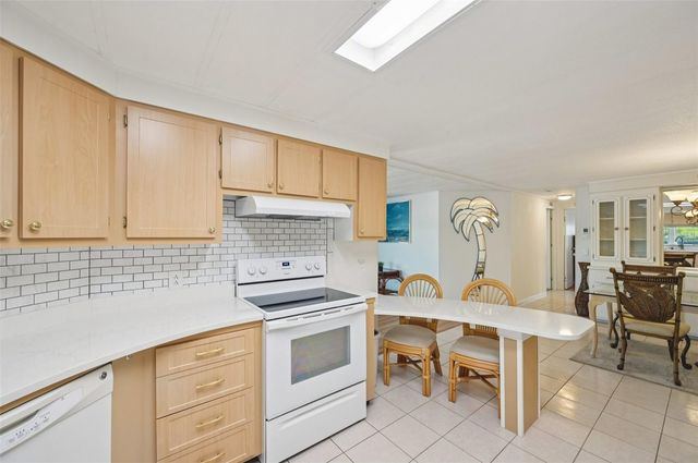 156 MARTINIQUE ROAD, North Port, FL 34287