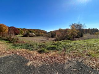 21 Newgate Road, East Granby, CT 06026