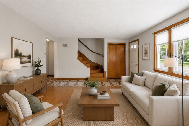 44 Mill 44, Natick, MA 01760