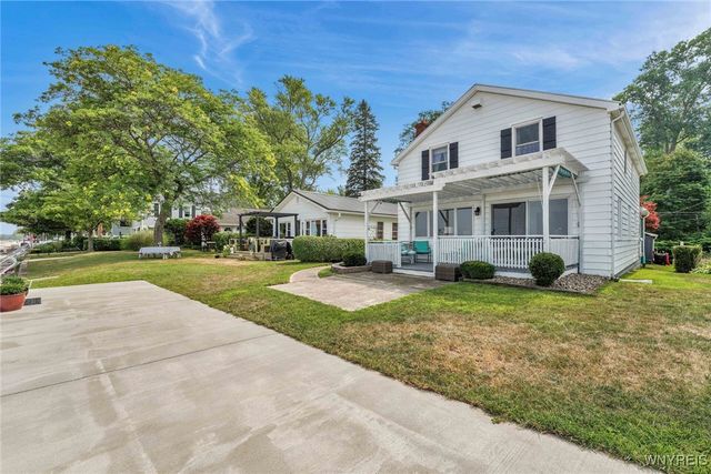 1160 Stewart Avenue, Hanover, NY 14136