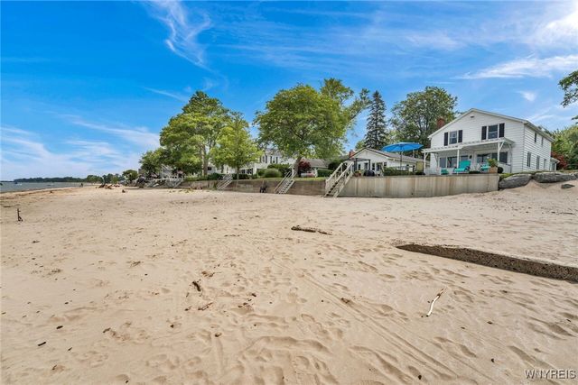 1160 Stewart Avenue, Hanover, NY 14136