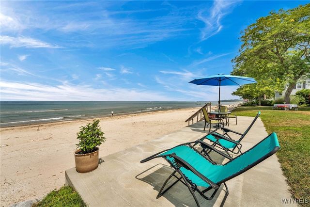 1160 Stewart Avenue, Hanover, NY 14136