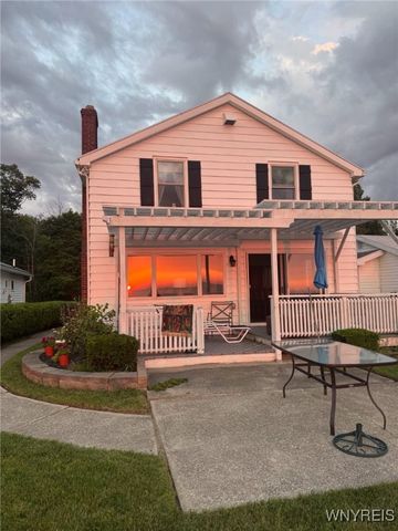 1160 Stewart Avenue, Hanover, NY 14136