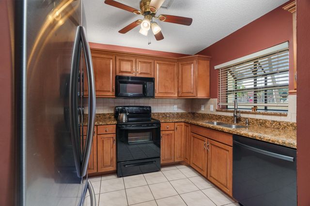 1203 Congressional Way, Deerfield Beach, FL 33442