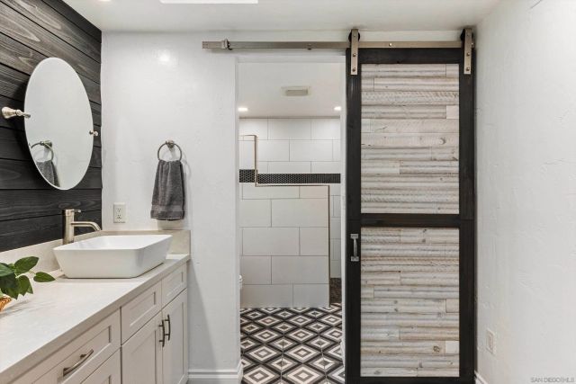 1840 San Pablo Dr, San Marcos, CA 92078