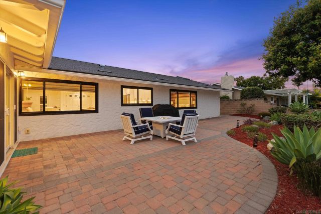 1840 San Pablo Dr, San Marcos, CA 92078