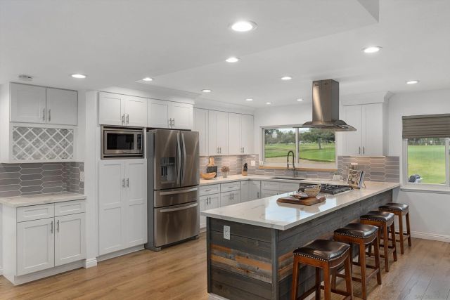 1840 San Pablo Dr, San Marcos, CA 92078