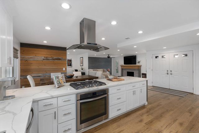 1840 San Pablo Dr, San Marcos, CA 92078