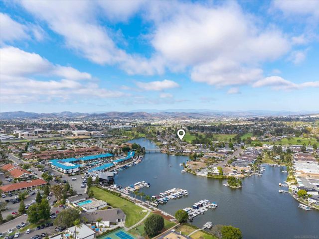 1840 San Pablo Dr, San Marcos, CA 92078